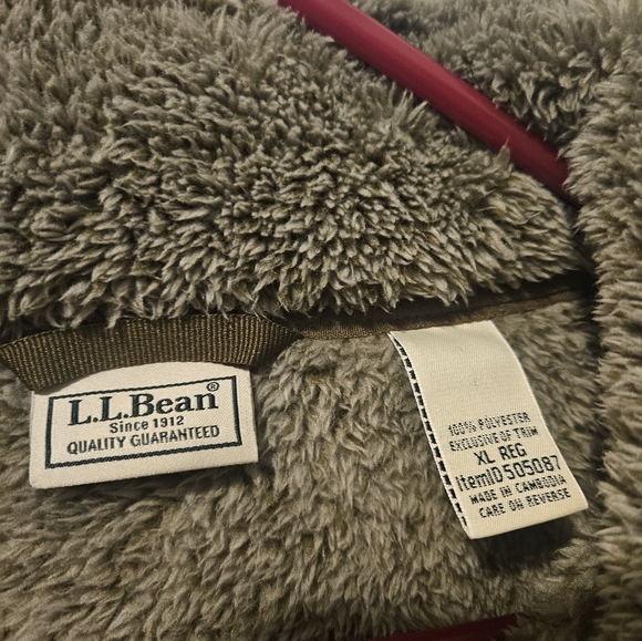 L.L. Bean Hi-Pile Fleece Pullover - Picture 4 of 6